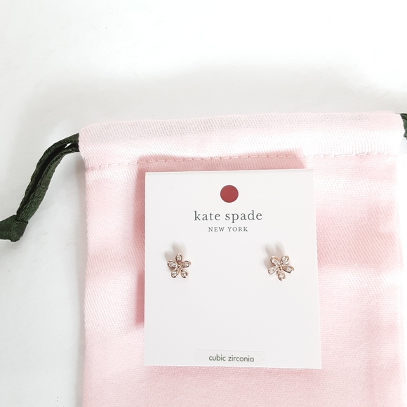 kate spade Gleaming Gardenia Flower Studs NEW - Picture 6 of 8